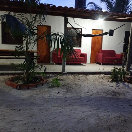 Hostel E Camping Na Rua Das Flores Santo Amaro do Maranhao Eksteriør billede
