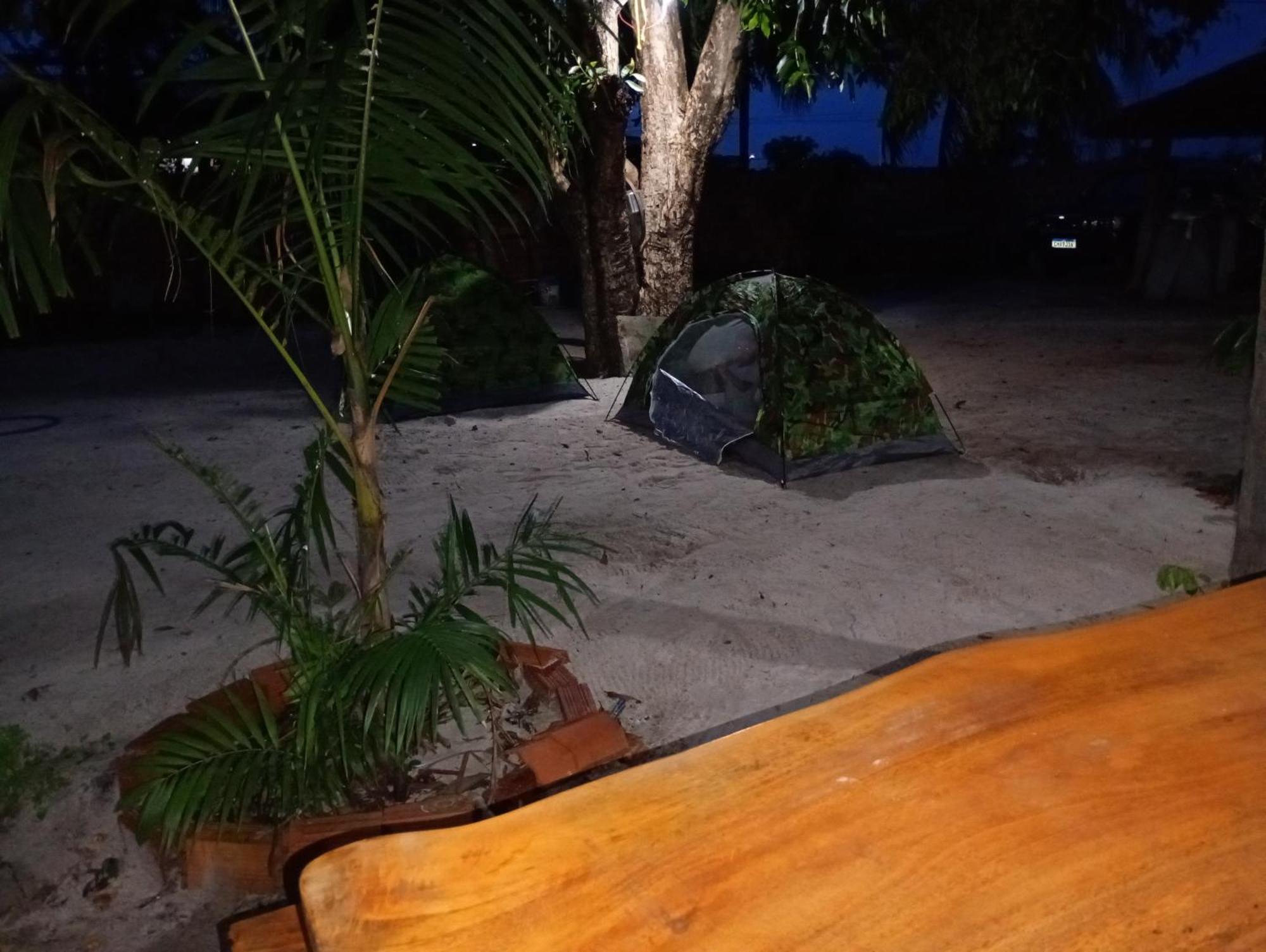 Hostel E Camping Na Rua Das Flores Santo Amaro do Maranhao Eksteriør billede