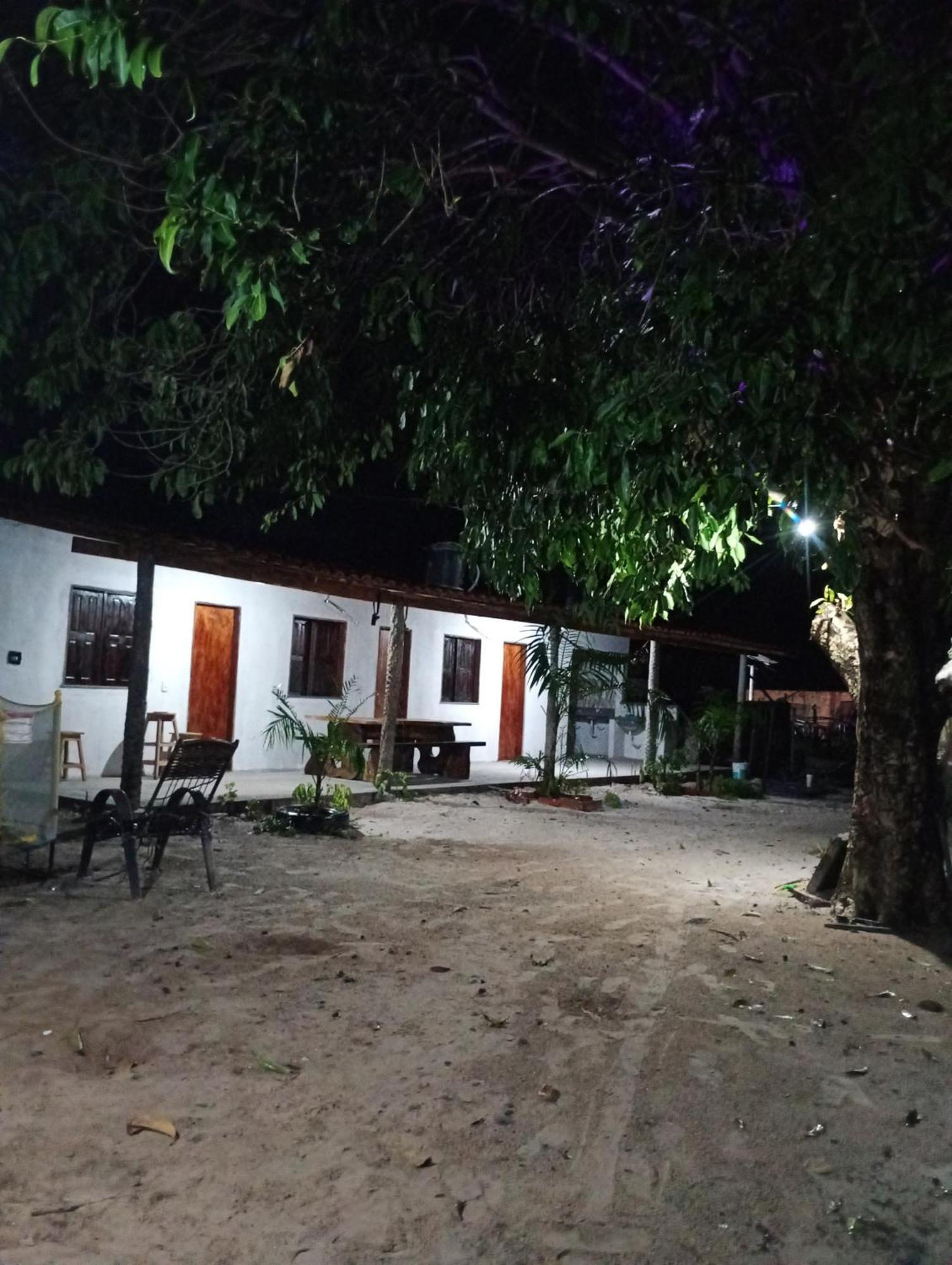 Hostel E Camping Na Rua Das Flores Santo Amaro do Maranhao Eksteriør billede