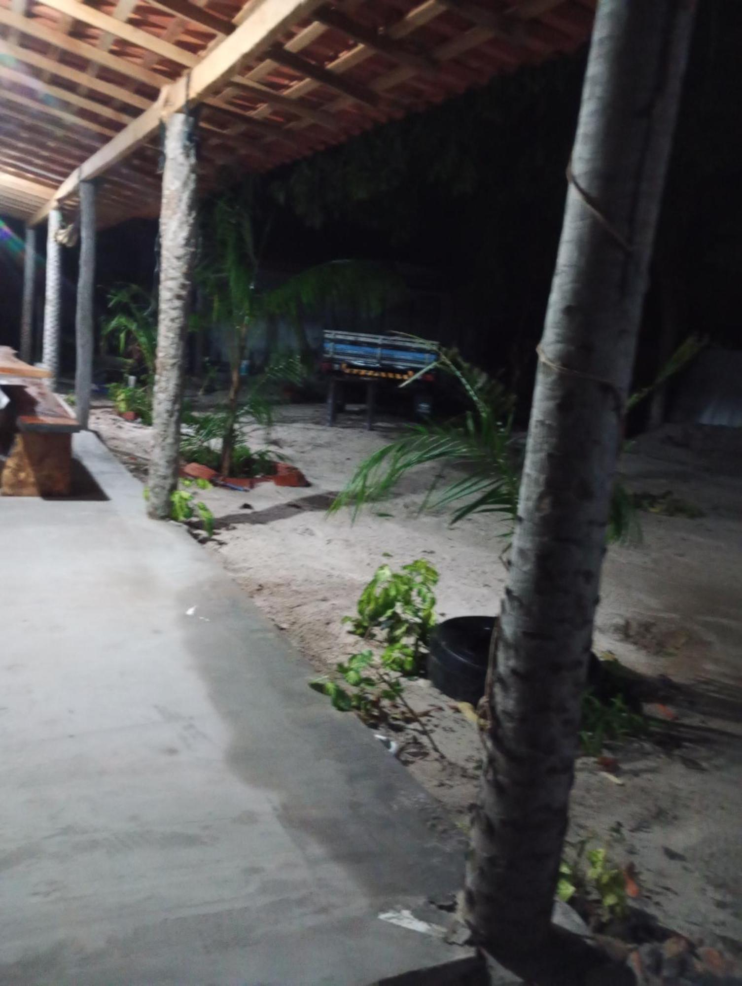Hostel E Camping Na Rua Das Flores Santo Amaro do Maranhao Eksteriør billede